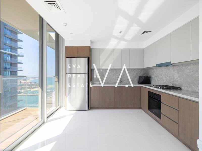 Palm and Seaview | Brand New | High Floor