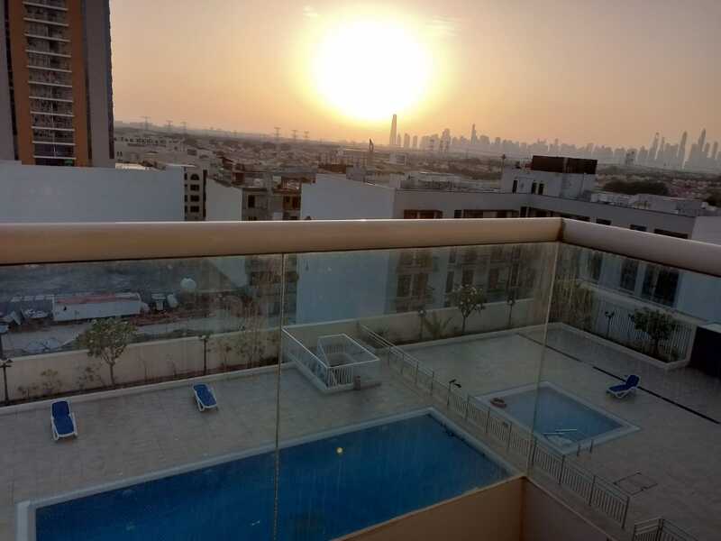 Unfurnished | Mid Floor | Pool View