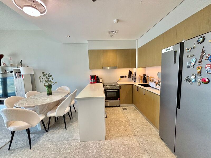 Fully Furnished | Renovated | Burj Khalifa View