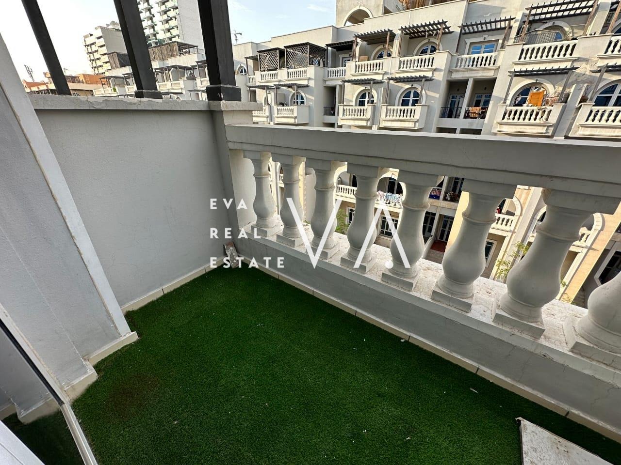 Prime Location | Sunny 1 BHK | Community View