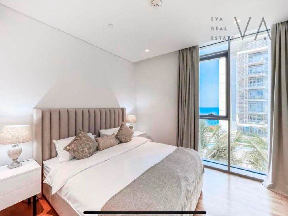 Beautiful 2 Bed | Furnished | Sea View