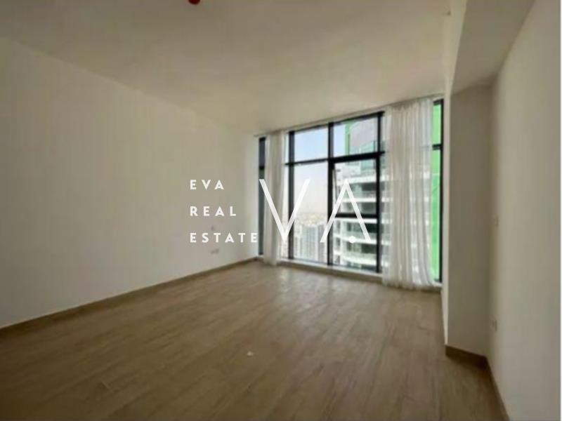 SPACIOUS | HIGH FLOOR | WELL MAINTAINED